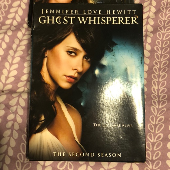 Ghost Whisperer - Picture 3 of 5
